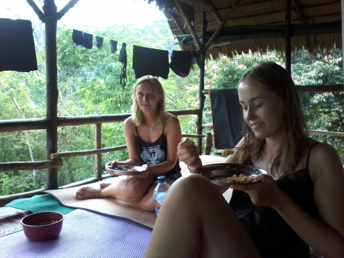 Orangutantreksumatra & Lovely Jungle Lodge Only Book If You Are Treking With Us Букіт-Лаванґ Екстер'єр фото