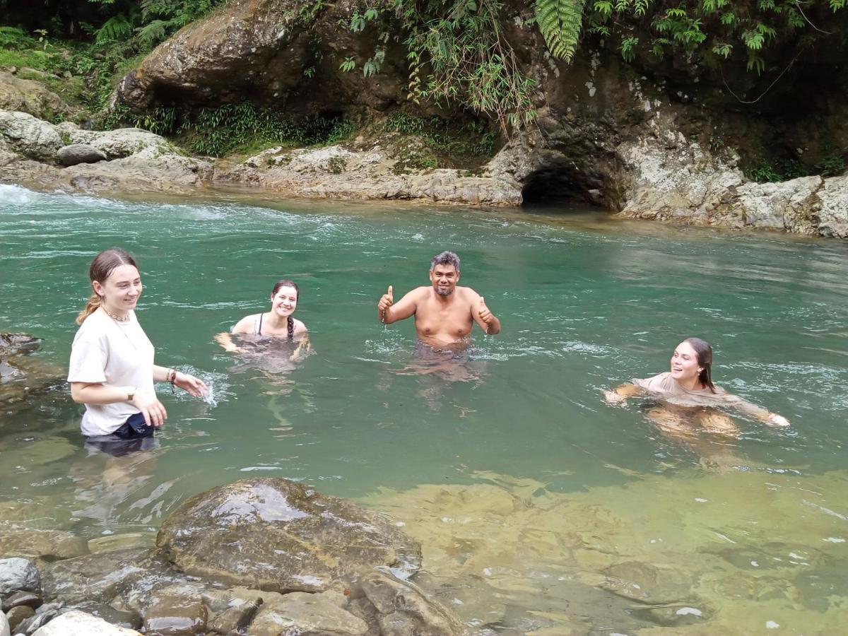 Orangutantreksumatra & Lovely Jungle Lodge Only Book If You Are Treking With Us Букіт-Лаванґ Екстер'єр фото