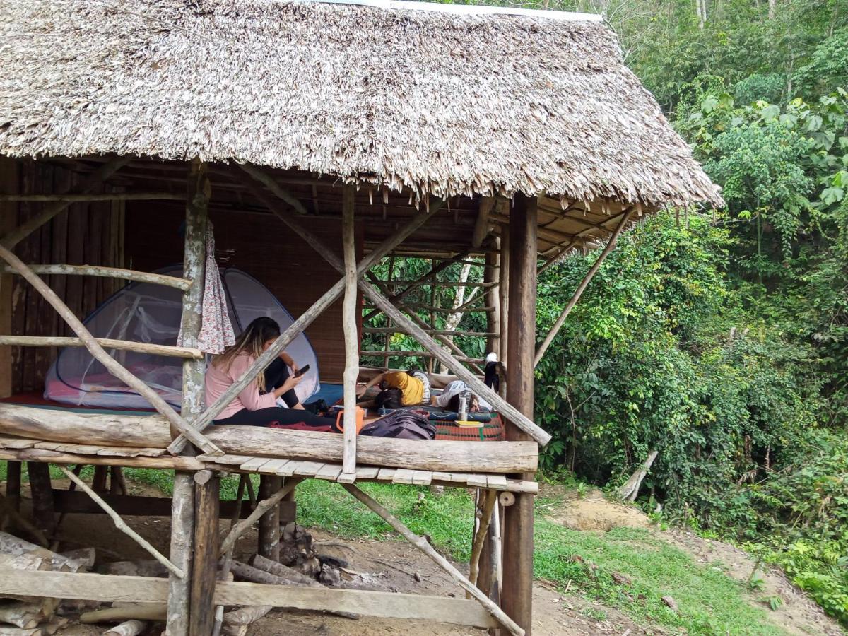 Orangutantreksumatra & Lovely Jungle Lodge Only Book If You Are Treking With Us Букіт-Лаванґ Екстер'єр фото